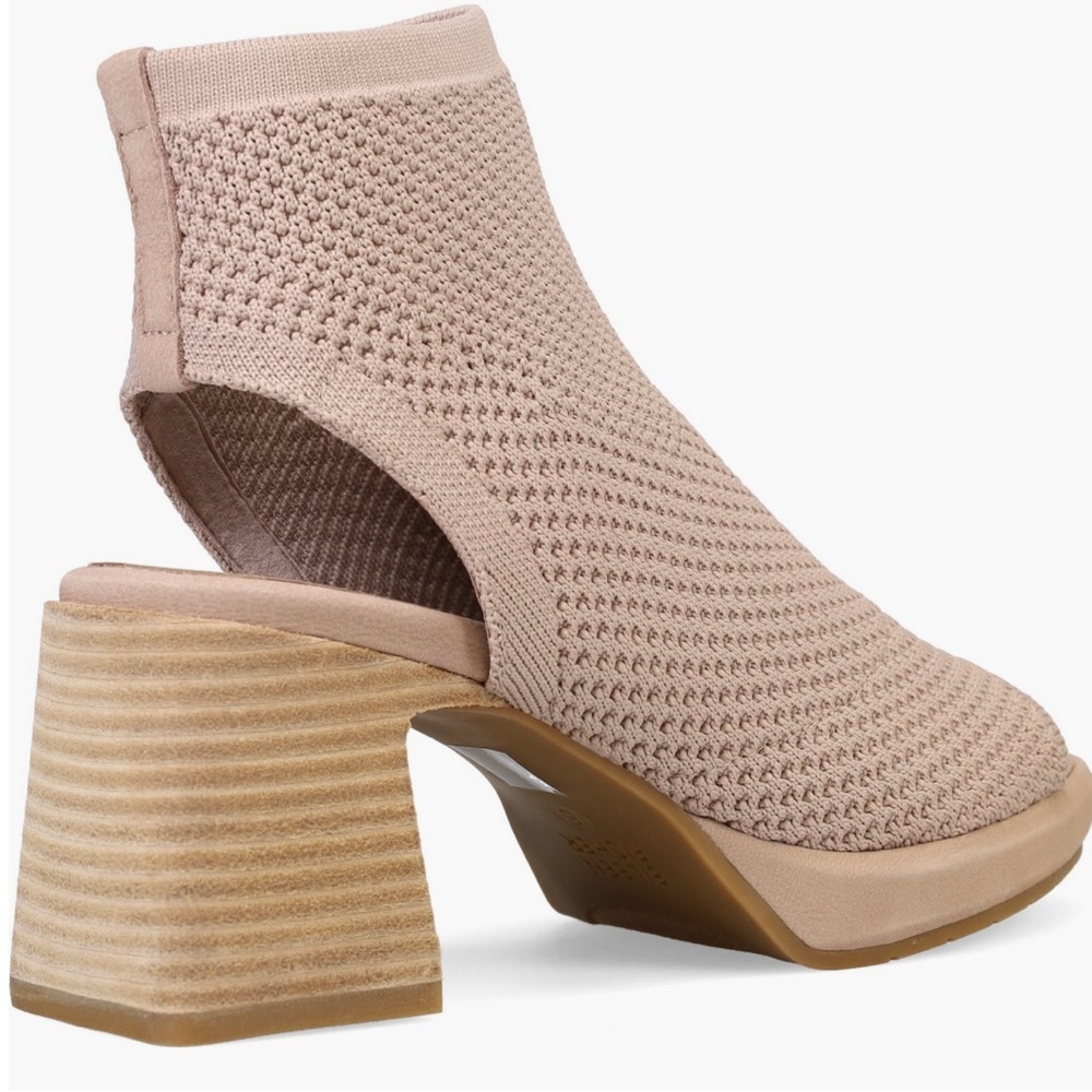 EILEEN FISHER Blush Cutout Bootie NIB - Picture 4 of 15